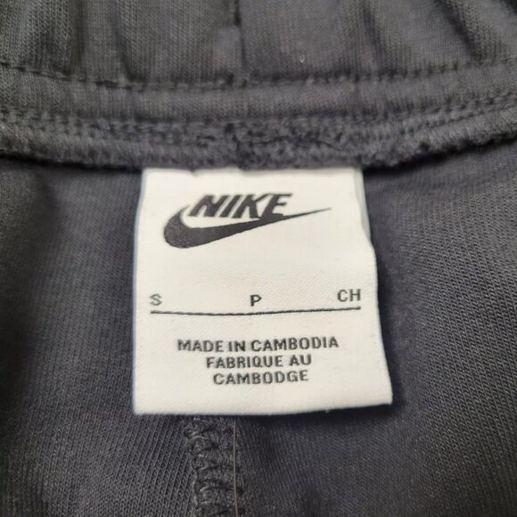 NIKE Tech Fleece Shorts Small Mens Black NSW Above The Knee . Condition … - Picture 11 of 13